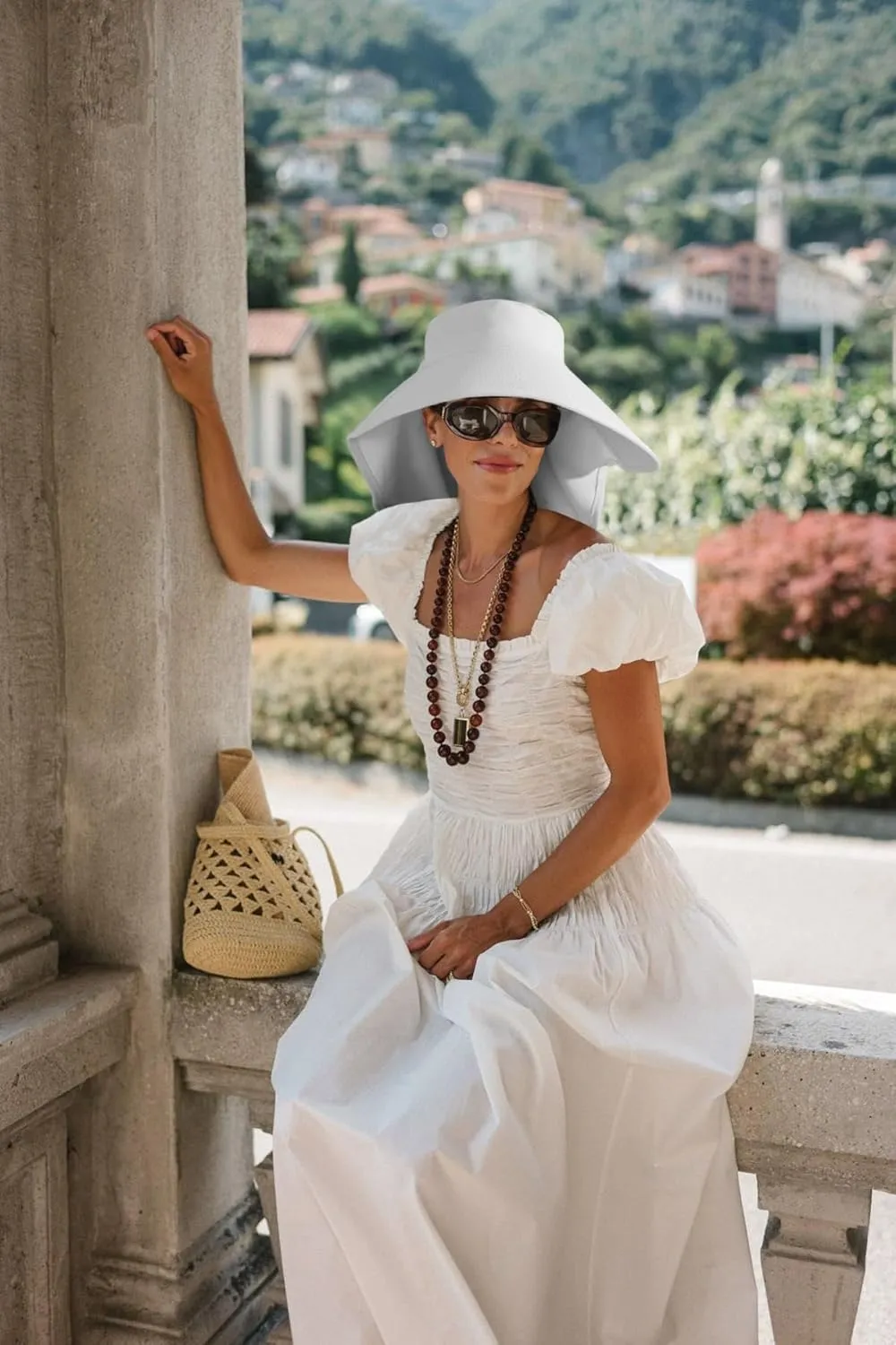 Sun Hats for Women UPF 50  Uv Protection with Ponytail Hole??Beach Wide Brim Hats Fishing Hats??Gardening Hat for Neck Flap
